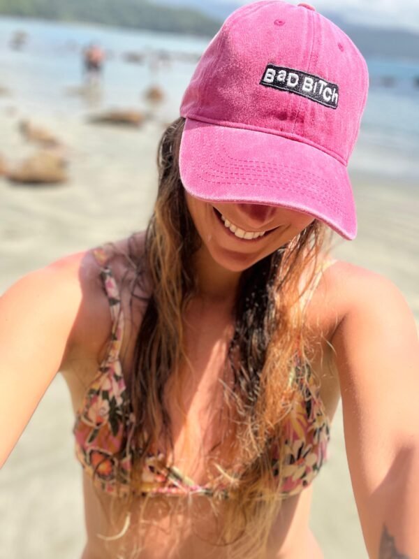 GORRA BAD FUCSIA